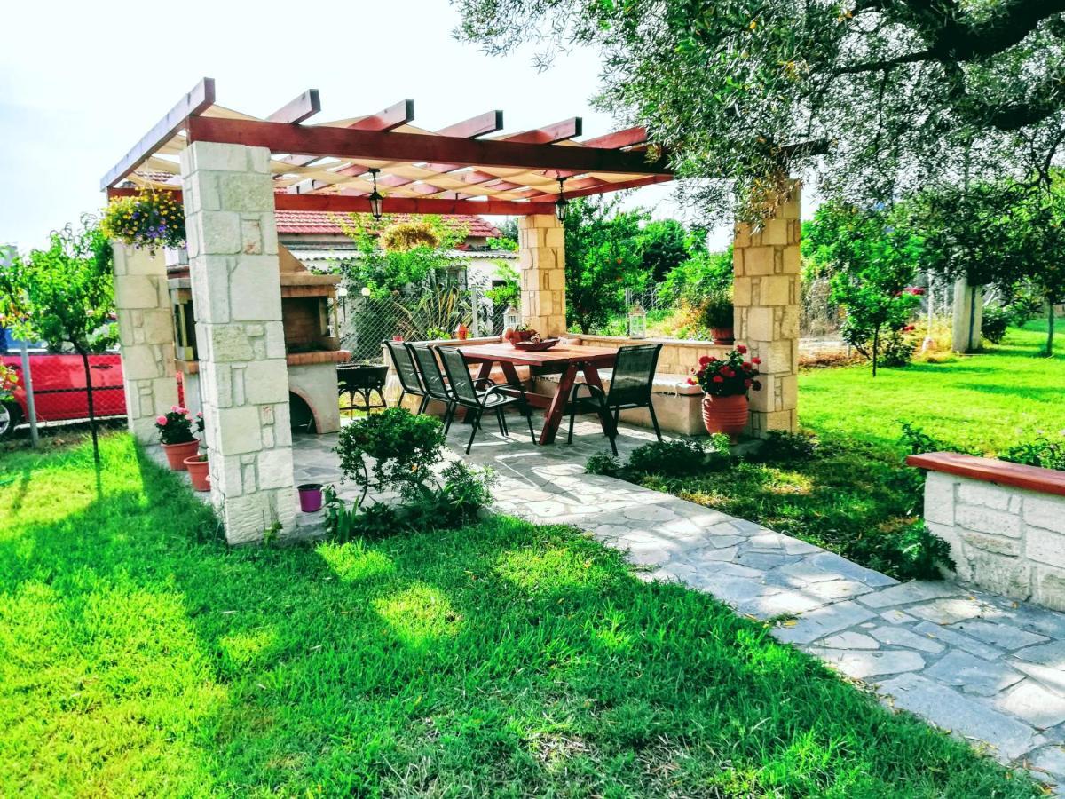 Giorgos Apartments. Skála Foúrkas Екстериор снимка
