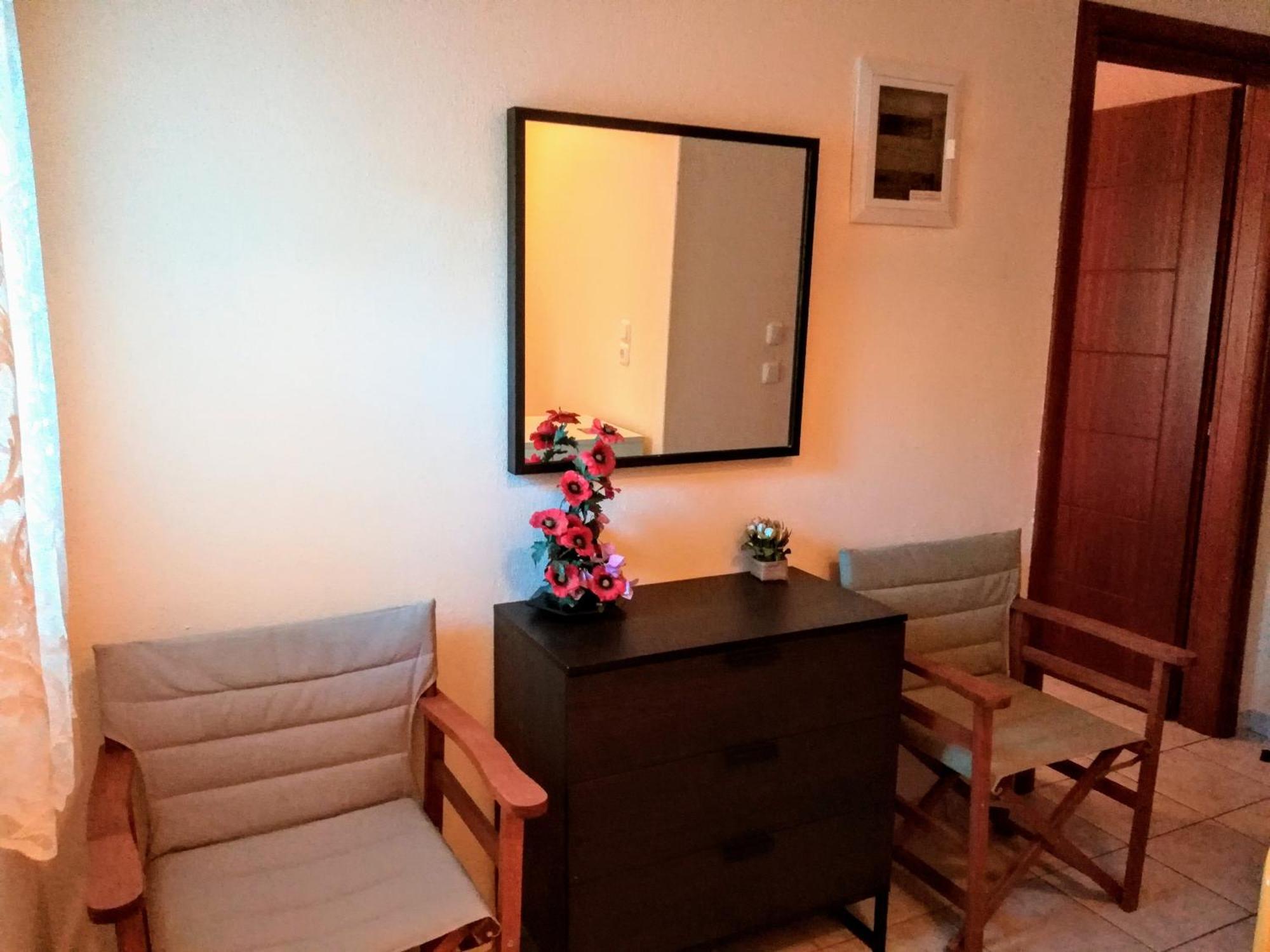 Giorgos Apartments. Skála Foúrkas Стая снимка